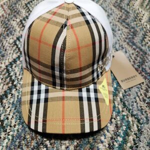 Burberry Nova Check Cap